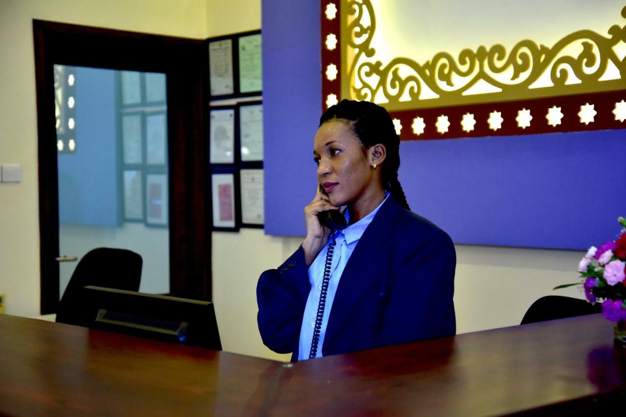 Hotel Blue Sapphire Dar es Salaam Zewnętrze zdjęcie