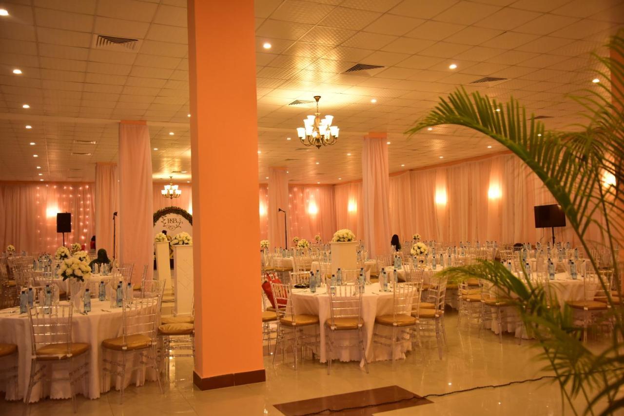 Hotel Blue Sapphire Dar es Salaam Zewnętrze zdjęcie
