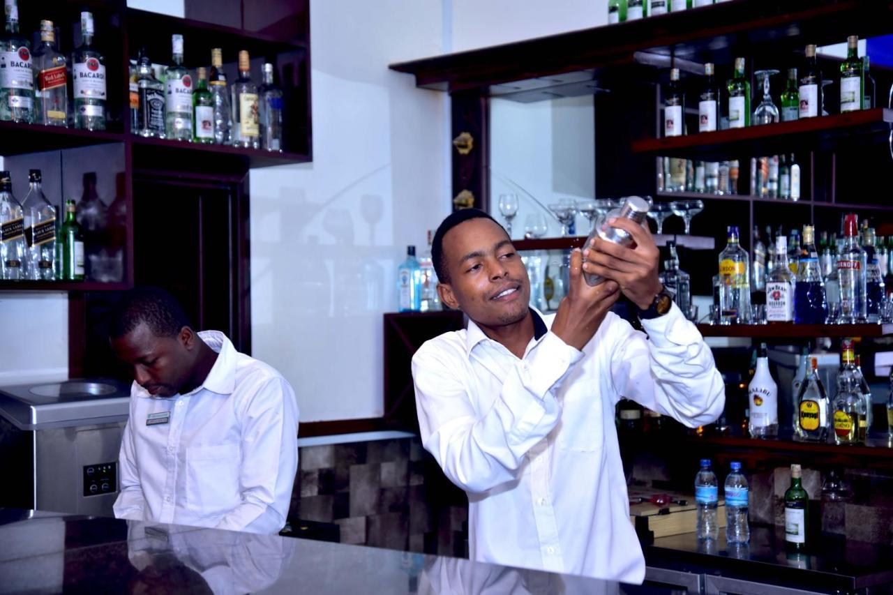 Hotel Blue Sapphire Dar es Salaam Zewnętrze zdjęcie
